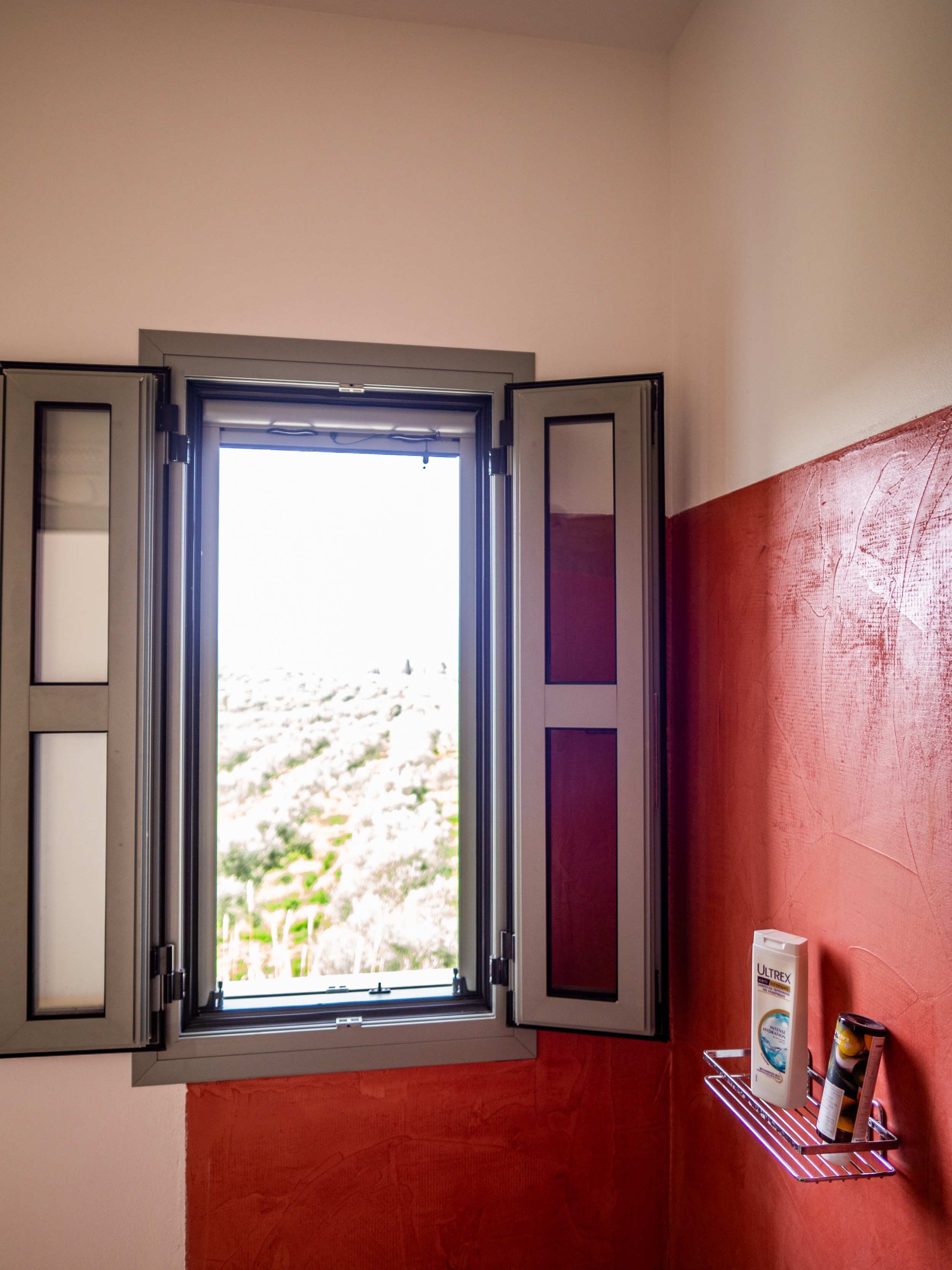 Schlaf-und-Badezimmer-villa-gerakada-koroni-peloponnes-25